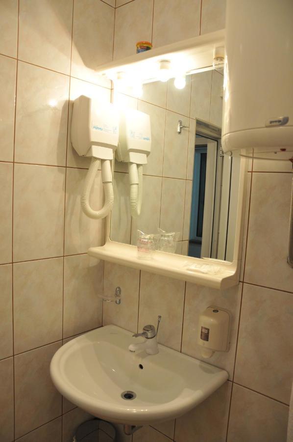 Hotel Terex Naselje Starosjedilaca ภายนอก รูปภาพ