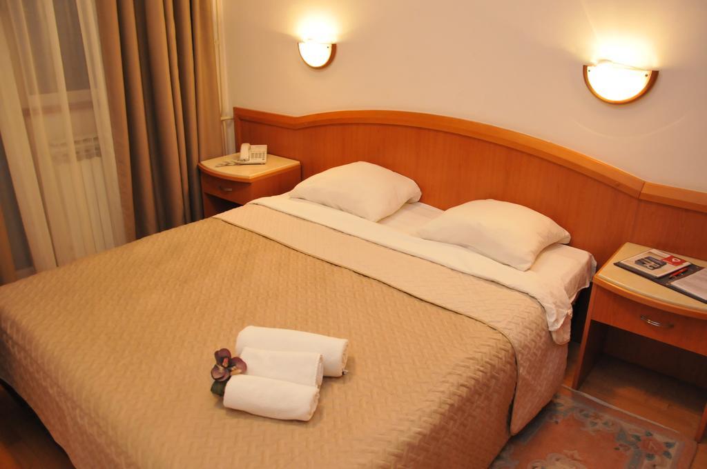 Hotel Terex Naselje Starosjedilaca ภายนอก รูปภาพ